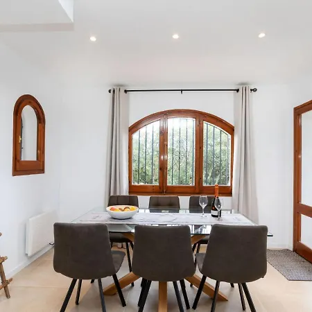 Holiday home Gavarres By Interhome