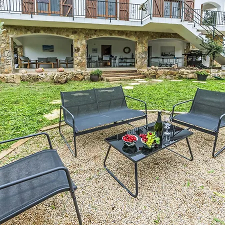 Holiday home Gavarres By Interhome